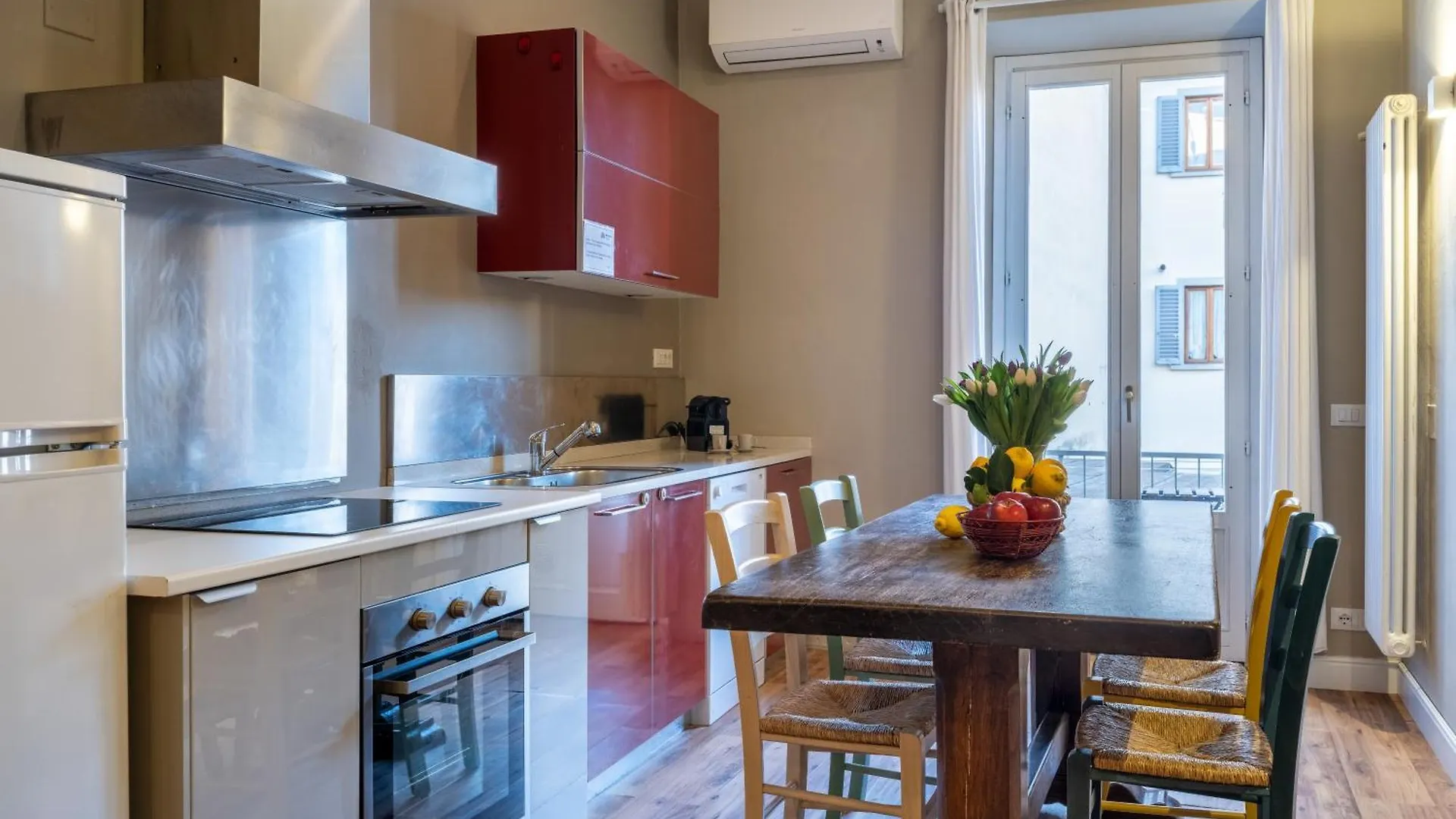 Apartment Jungle Apt - Dolcevita Holiday Florence Italy